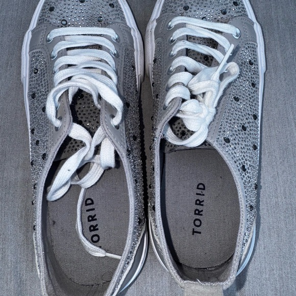 Torrid sparkly, glittery rhinestone size 9 - Picture 6 of 12